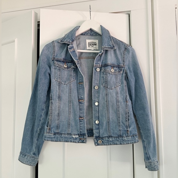 Zara Denim Jacket - Picture 1 of 4